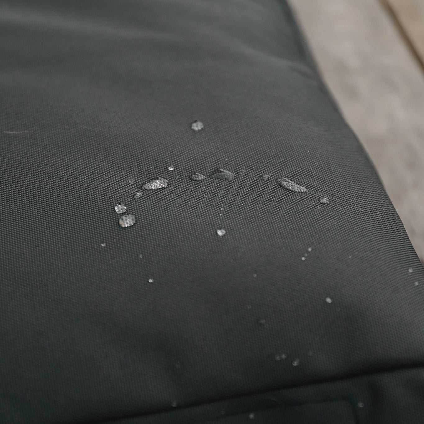 The Outdoor Bed - The Life of Riley